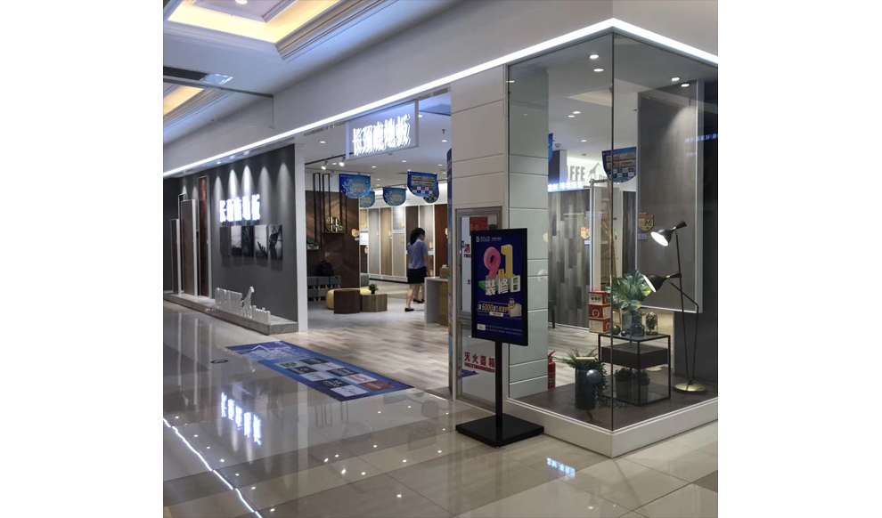 180㎡門(mén)店實(shí)景展示4