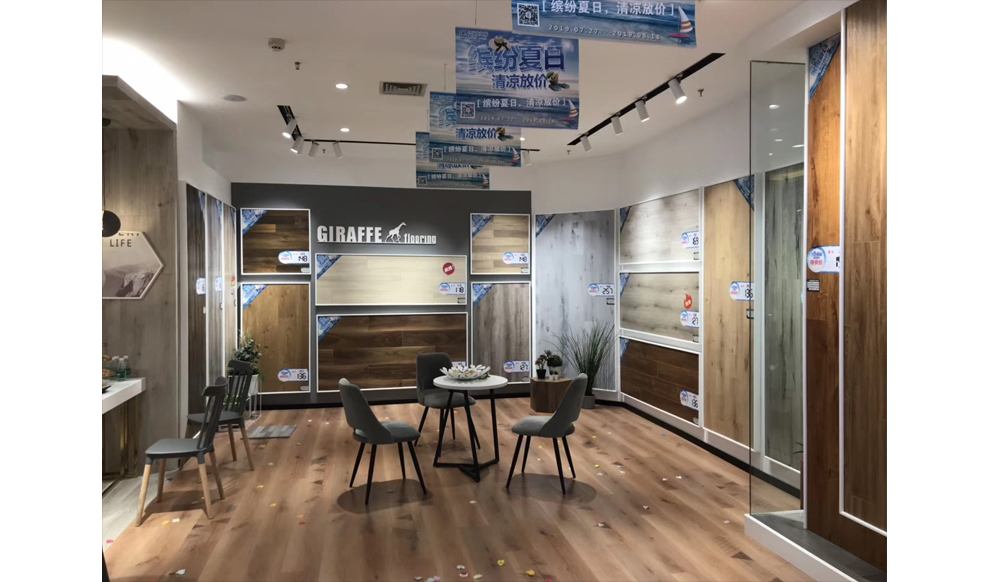 180㎡門(mén)店實(shí)景展示4